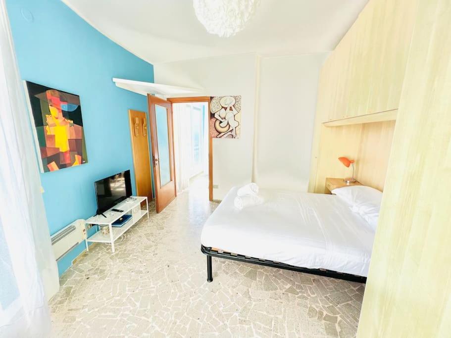 Suite Sunset 21 - Fronte Mare Sanremo Exterior foto